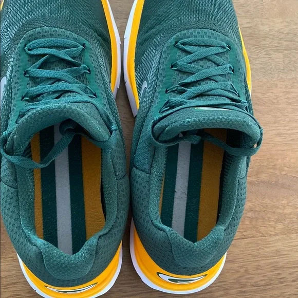 Rare Green Bay Packers Nike Free Green and Yellow Men's Shoes - Picture 7 of 10